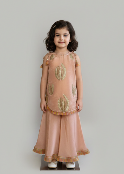 Dusty Pink Kurta and Flared Trousers with Gota Flower Embroidery