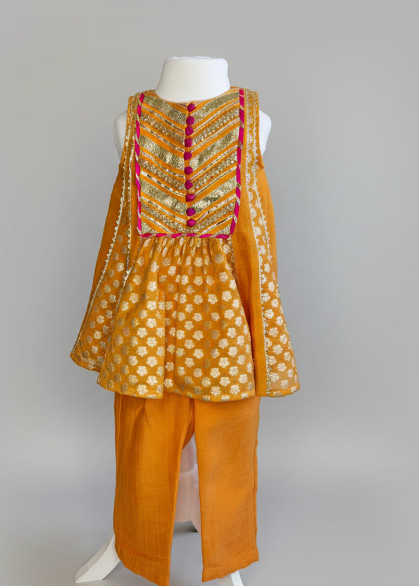 Tangerine Kali Kurta Set