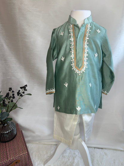 Sea Green Kurta Set with Thread and Mirror Work Embroidery