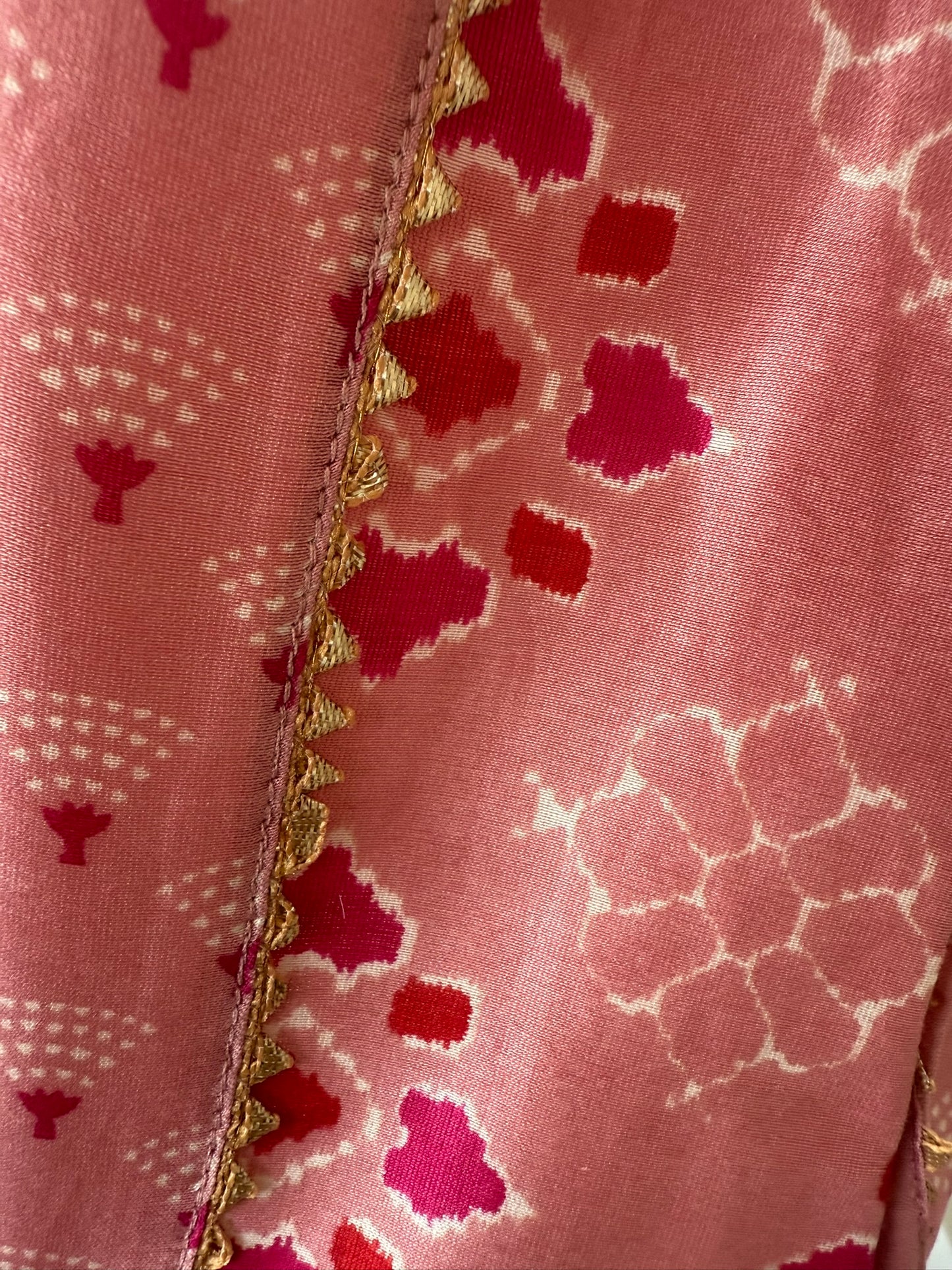 Dusty Pink Printed Kurta Set with Gota Lace Embroidery