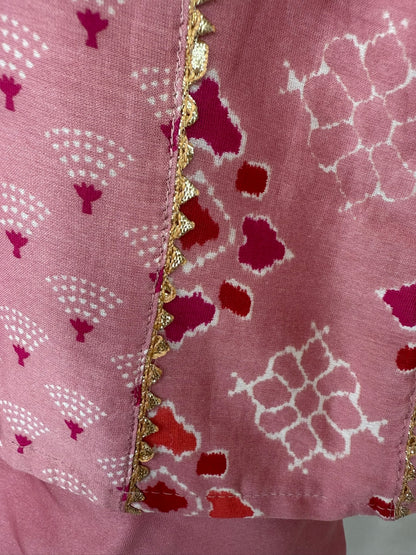 Dusty Pink Printed Kurta Set with Gota Lace Embroidery